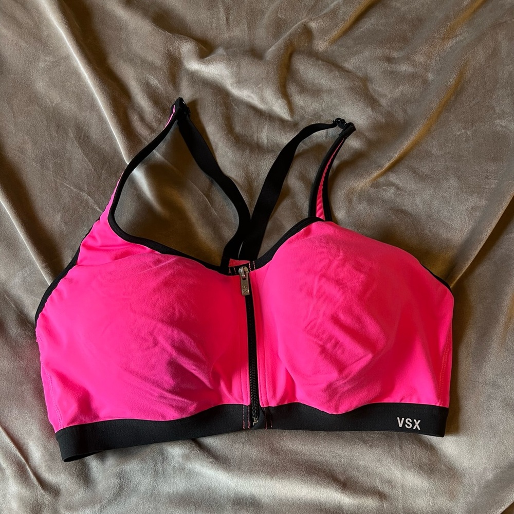 Victoria’s Secret sport bra. Size. 38c. Gently used condition